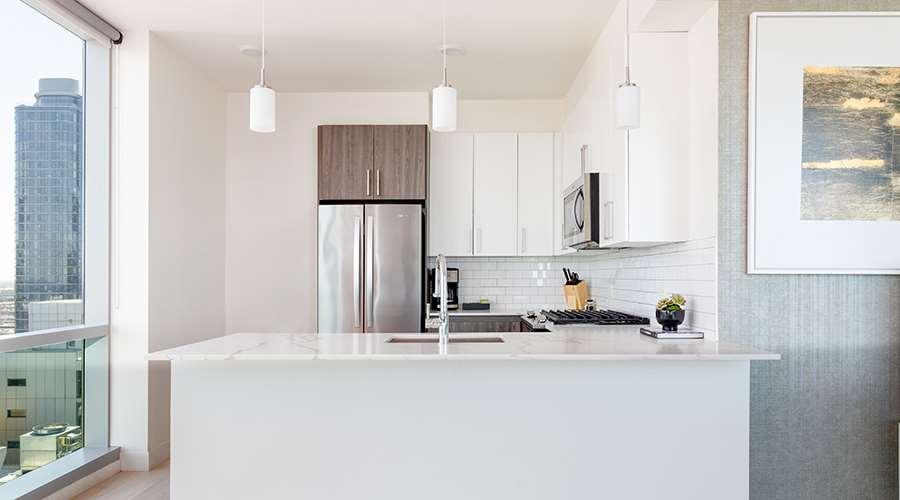 시카고 Sentral Michigan Avenue 아파트 호텔 외부 사진 A kitchen in a typical apartment